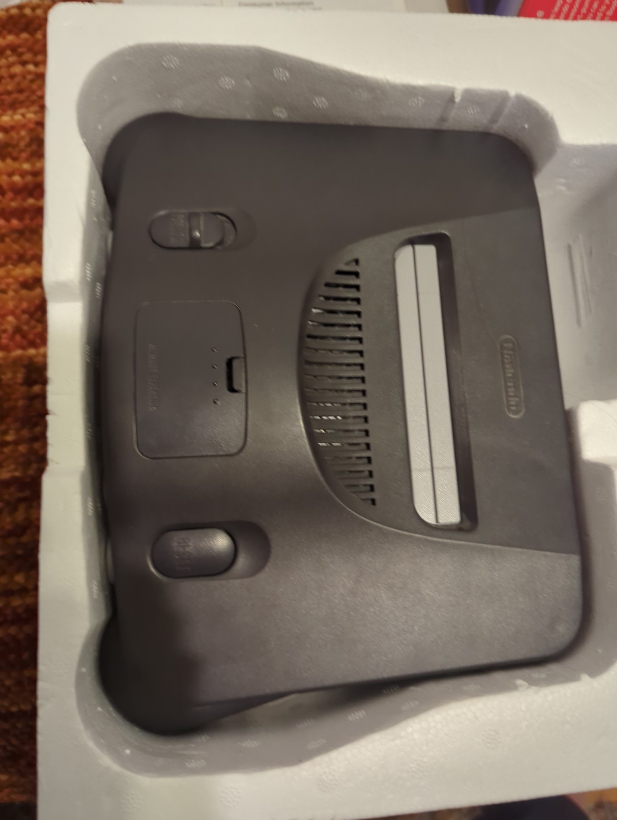 Nintendo 64 Console Atomic Purple Controller Bundle in Box NUS 001, Works