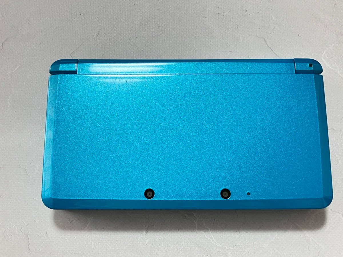 Nintendo 3DS Select Color Console region free / Charger SD card from US