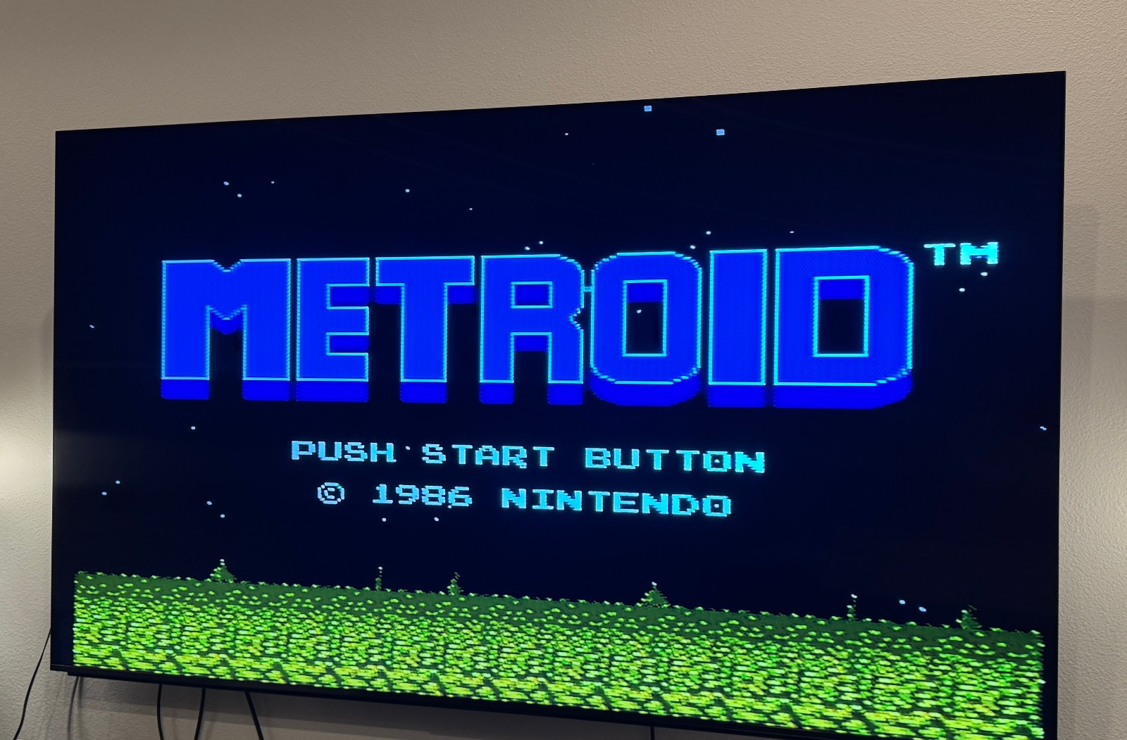 Vintage Nintendo Entertainment System NES-001 Metroid Dual Controller Bundle