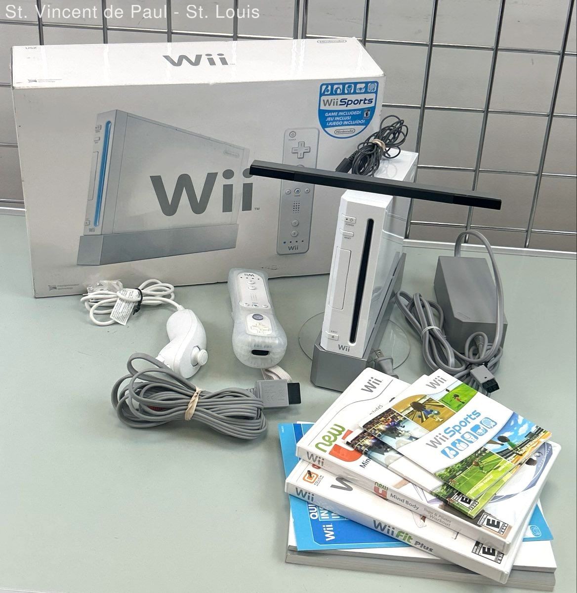 Nintendo Wii Sports RVL-001 Bundle Video Game System CIB – TESTED
