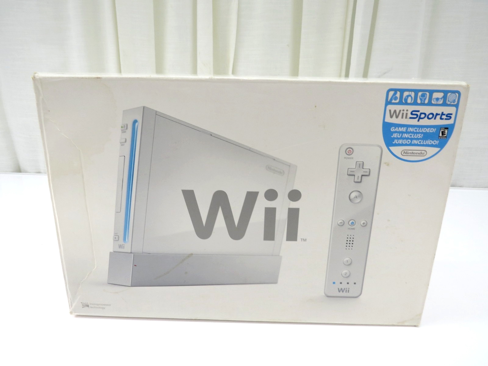 Nintendo Wii Game Console RVL-001 USA White W/Controller, Power, HDMI Adapter
