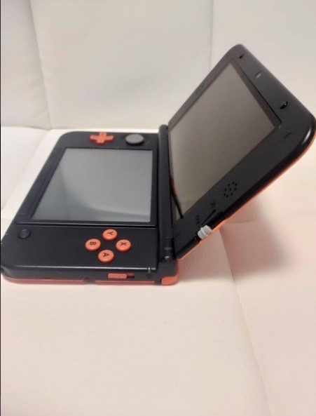 Nintendo 3DS XL Black×Orange