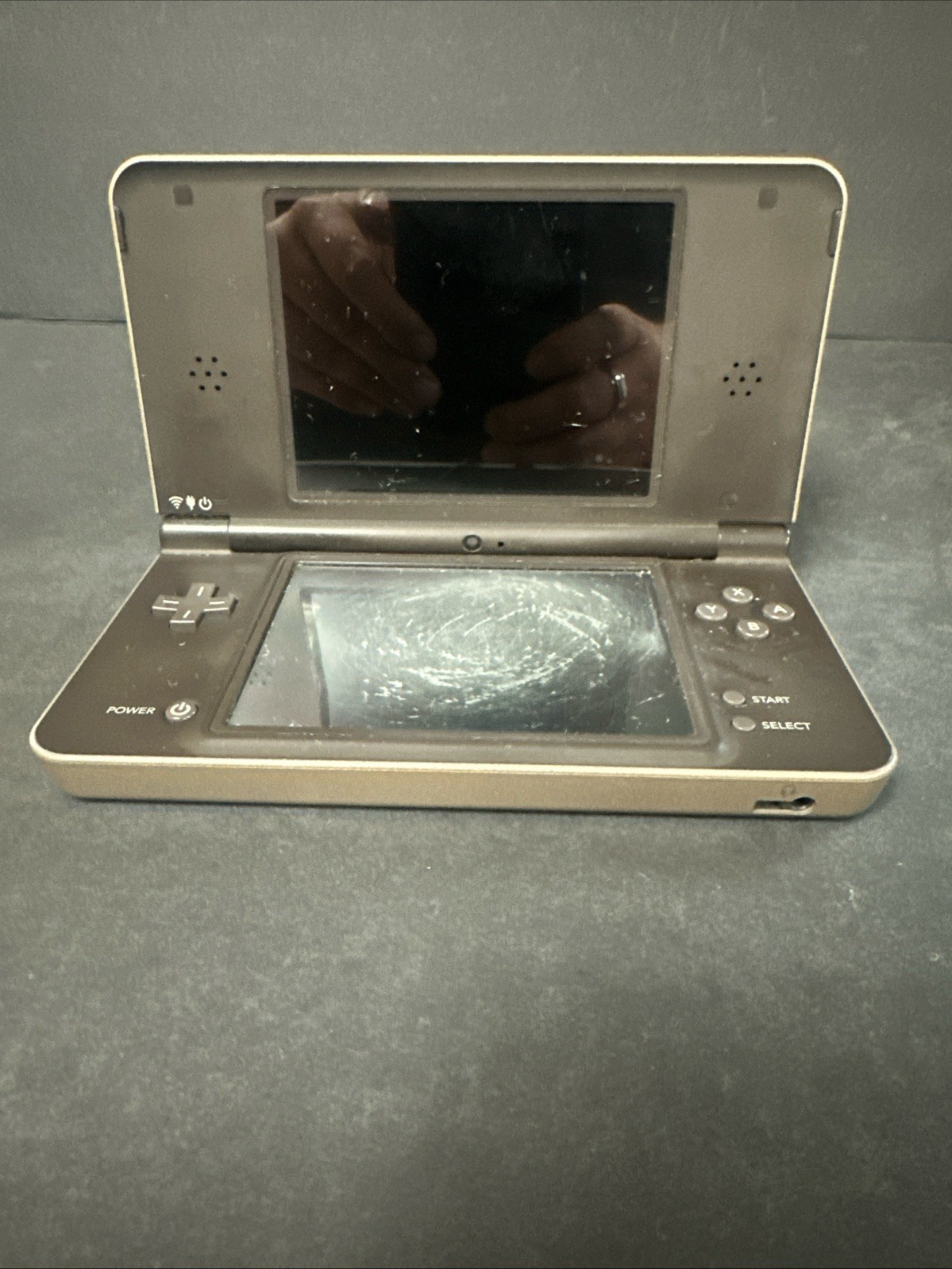 Nintendo DS XL System Brown with Charger Scratches Bomb Screen Works Good