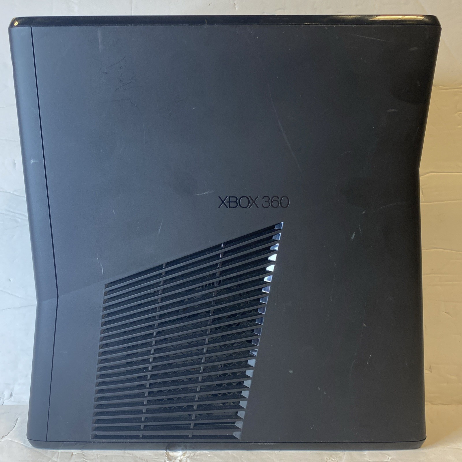 Microsoft Xbox 360 S 4GB Console Black Model 1439