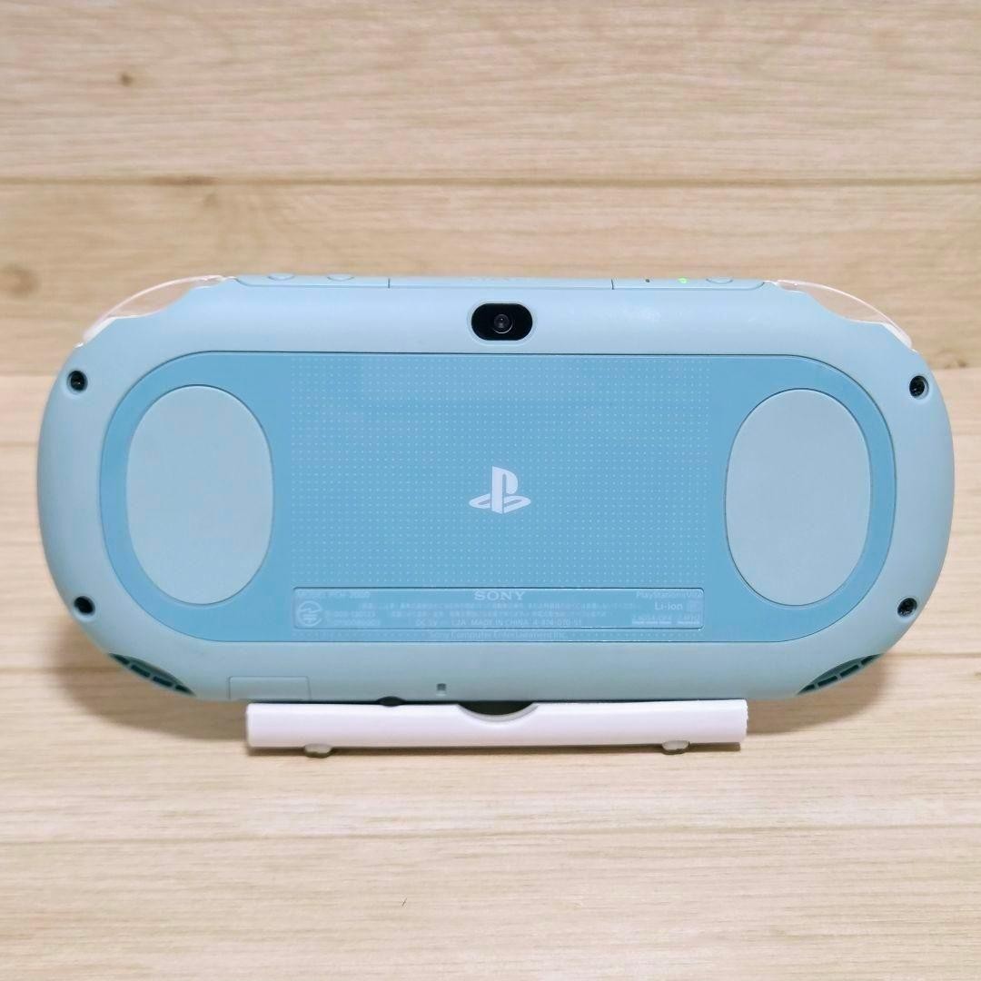 Excellent PS Vita Light Blue White PCH 2000 ZA14 Console CIB Boxed Tested