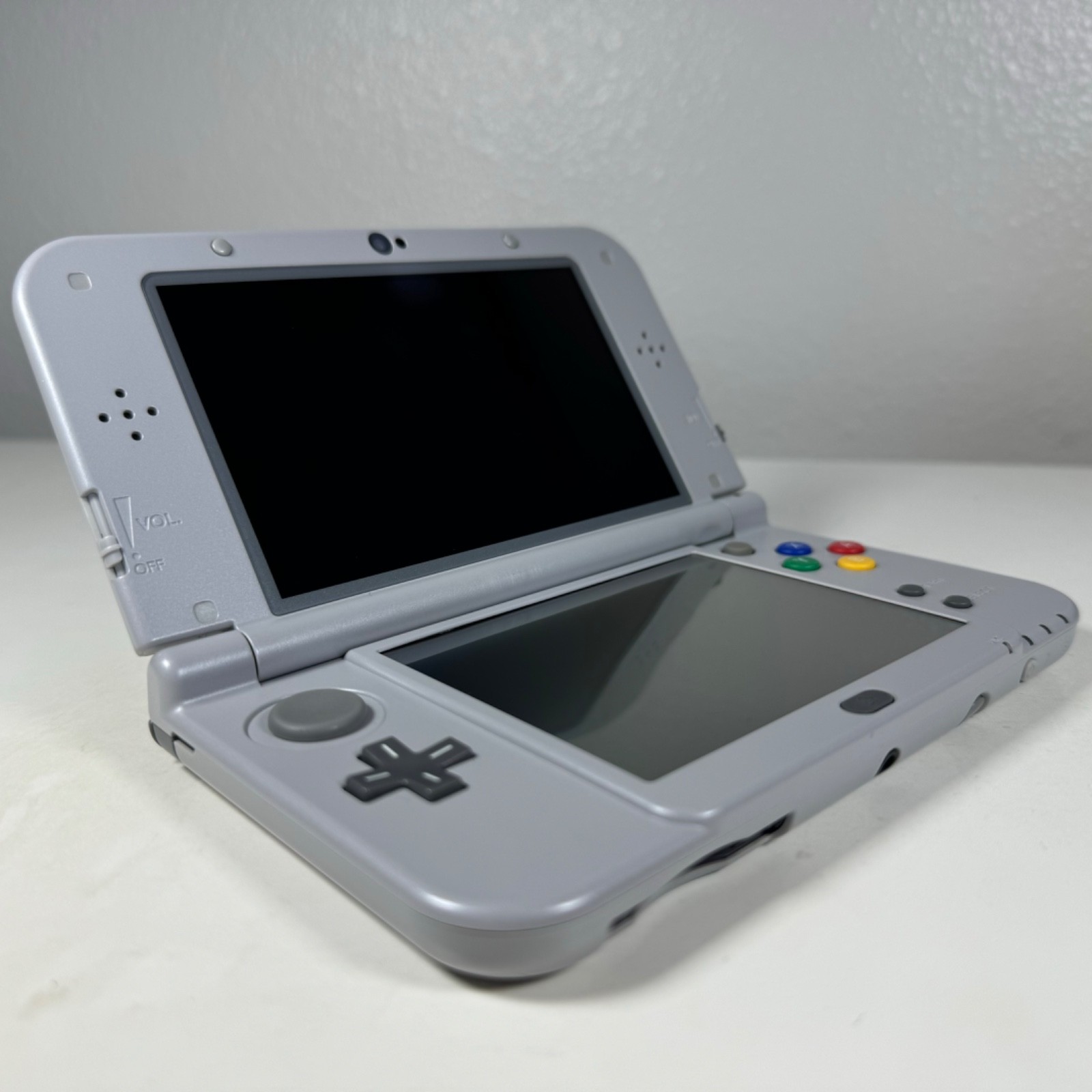 New Nintendo 3DS XL LL Nintendo Super Famicom Console w/ Accessories- USA Seller