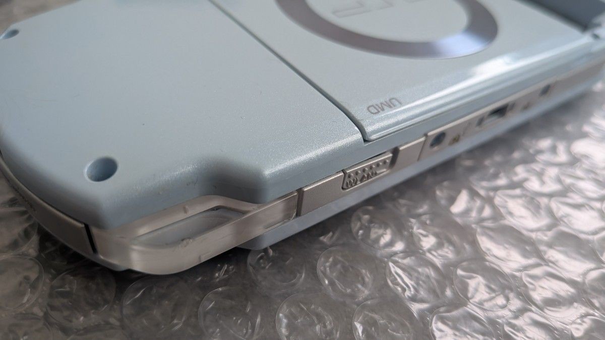 Sony PSP-2000 Felicia Blue Console AC Adapter Battery Japan Authentic Tested