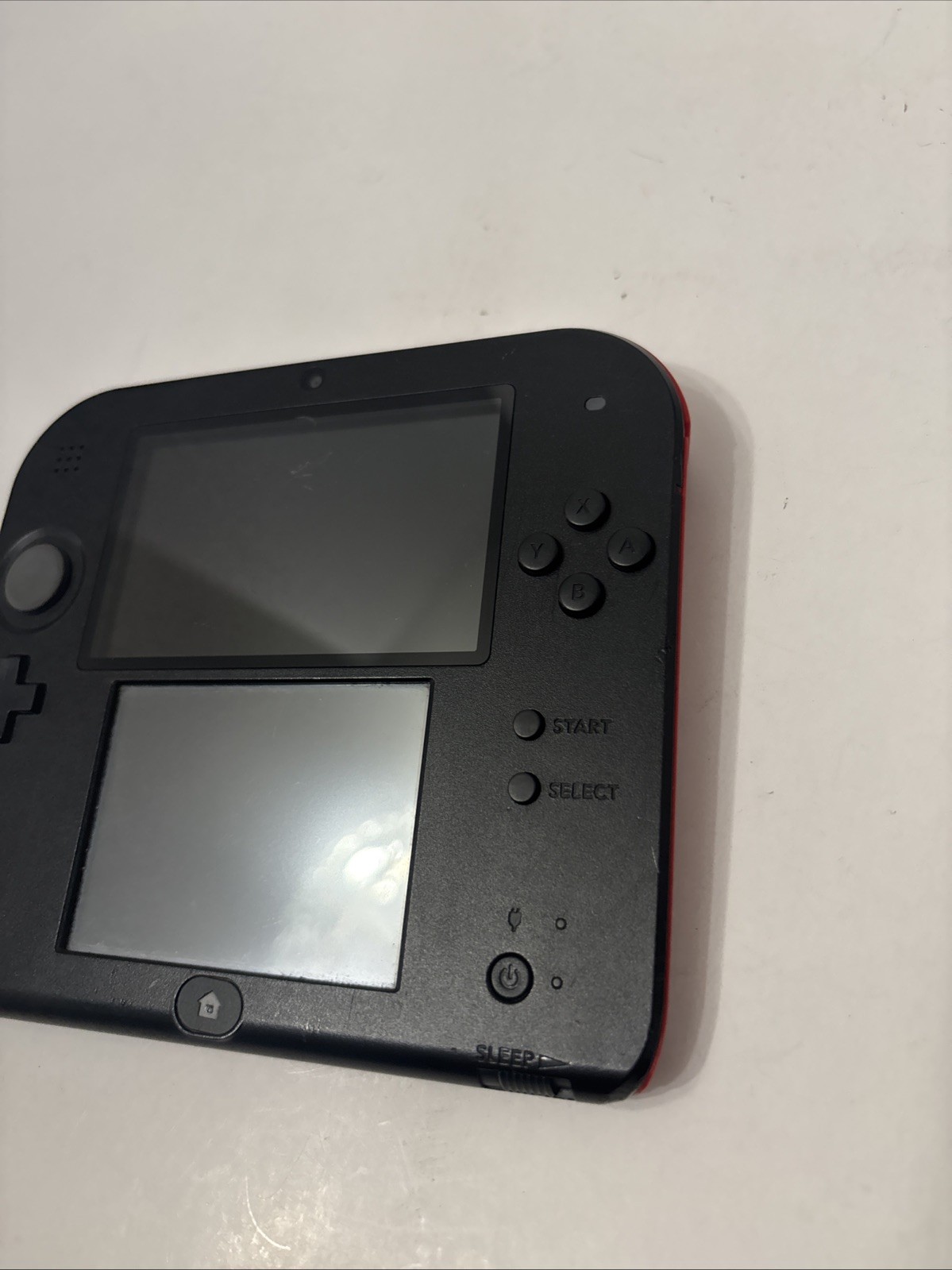 NINTENDO 2DS HANDHELD CONSOLE FTR-001 BLACK / RED WORKING NICE 1 Game & Stylus