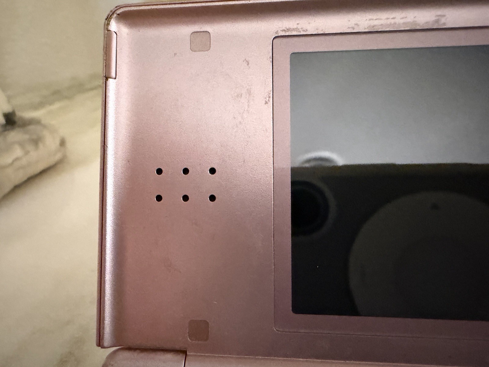 Nintendo DS Lite Video Game Console – Metallic Rose