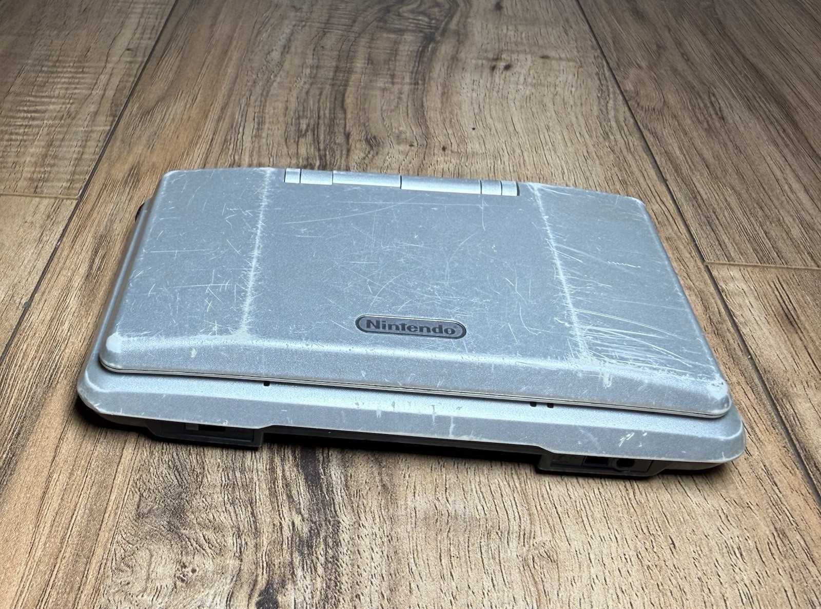 Nintendo DS Original (Titanium Silver, NTR-001) – FOR PARTS OR REPAIR – NO POWER