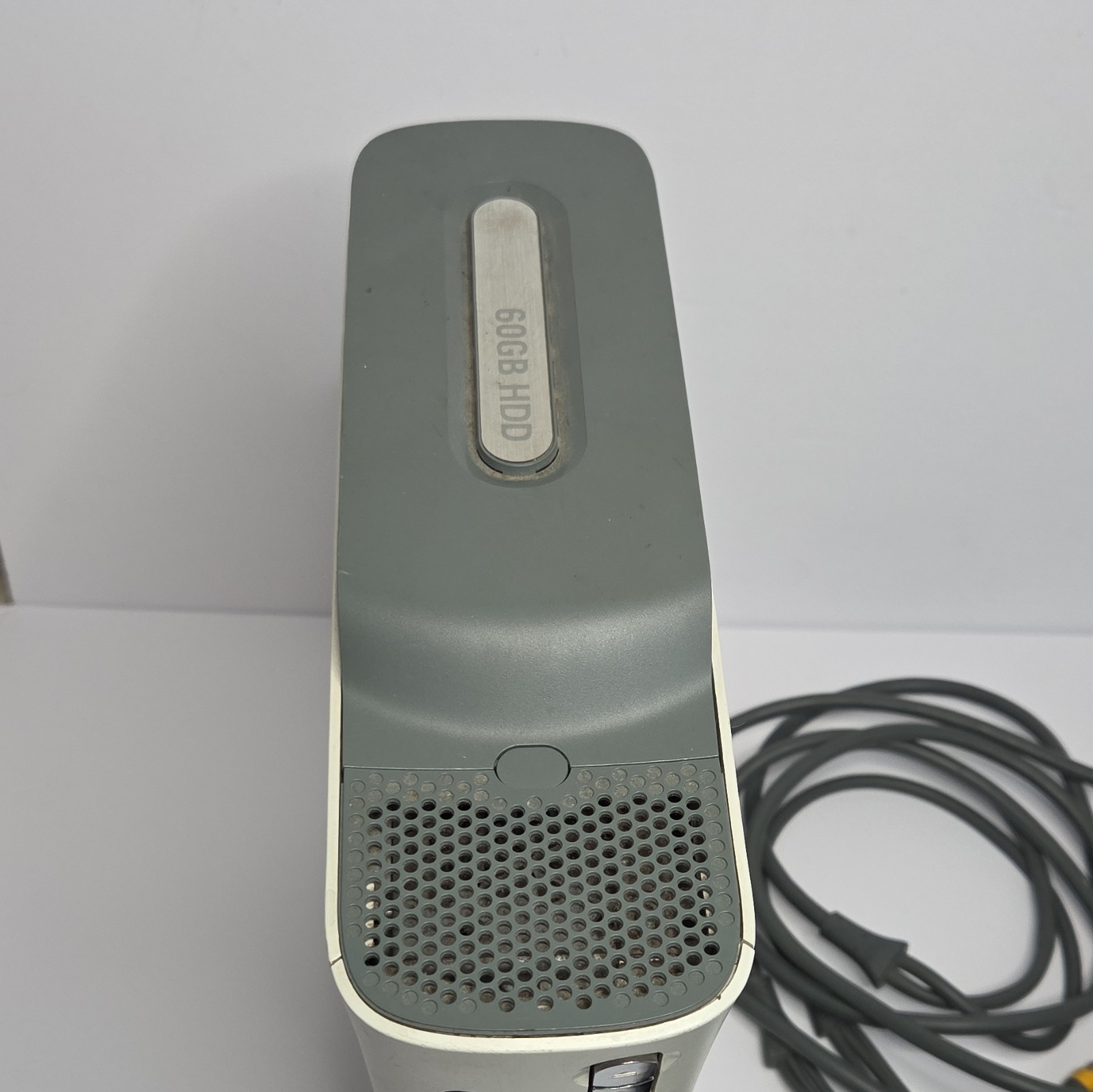 Microsoft Xbox 360 60GB HDD White Home Console w/ Wireless Controller Untested