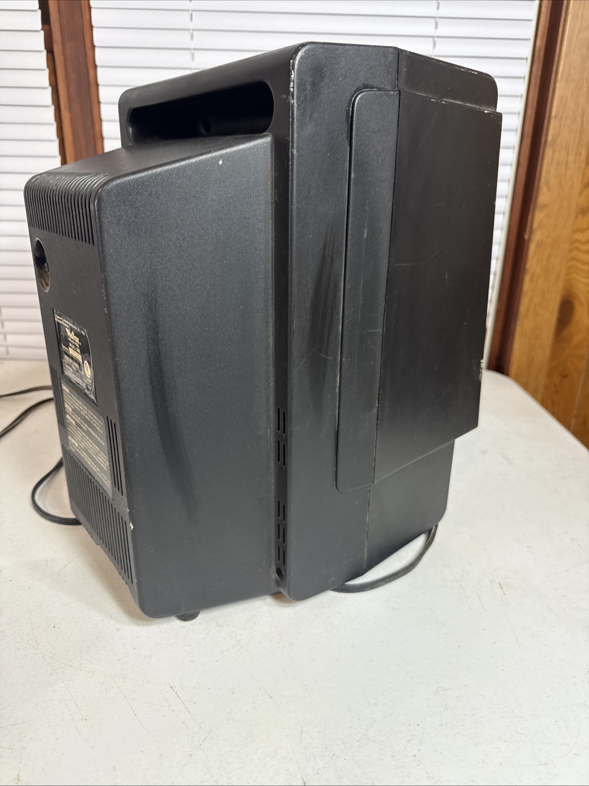GCE Vectrex Arcade System Console 1982 – POWERS ON – SOLD AS IS / LOOK/READ!