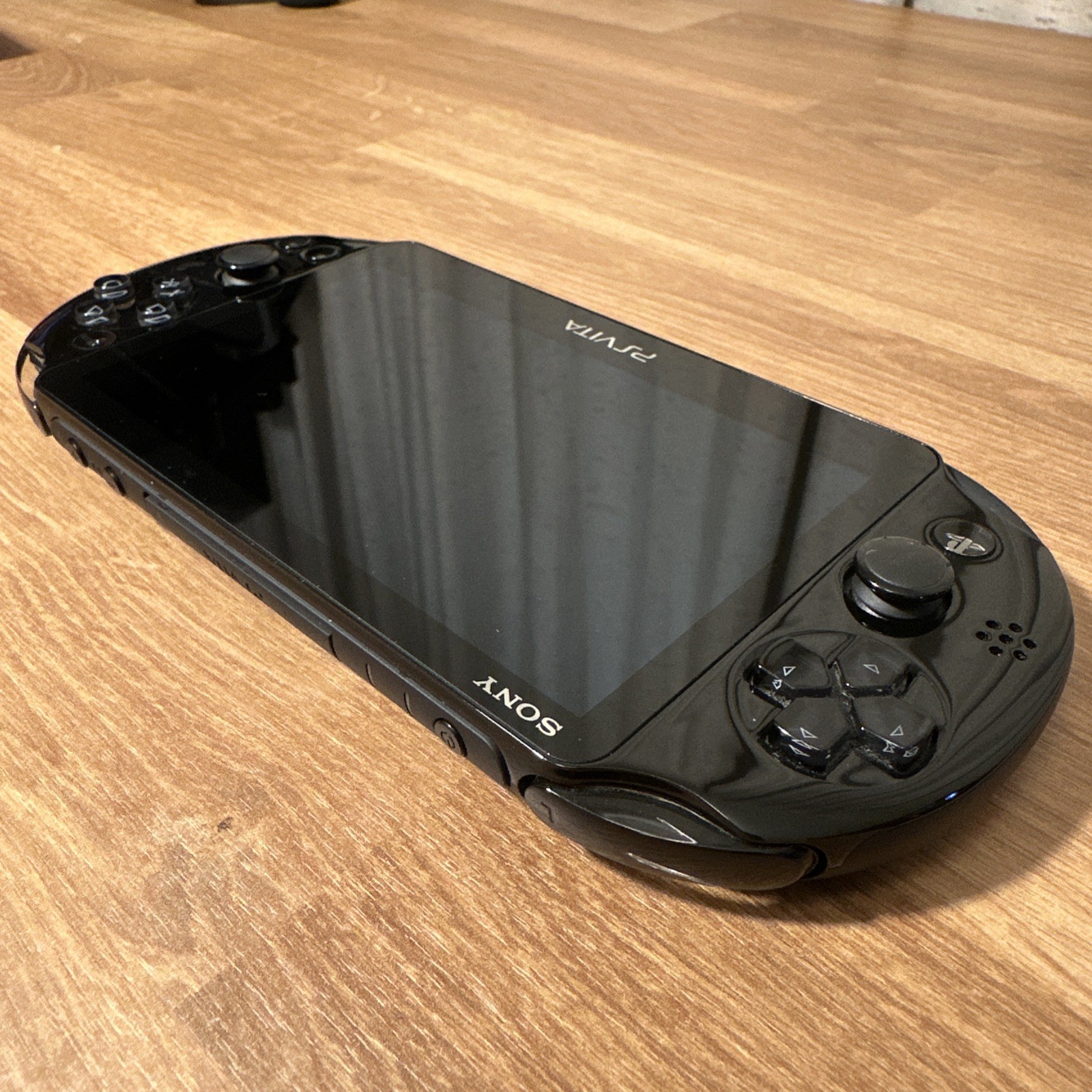 PlayStation PS Vita PCH-2001 Black Model Slim Console – Great Condition