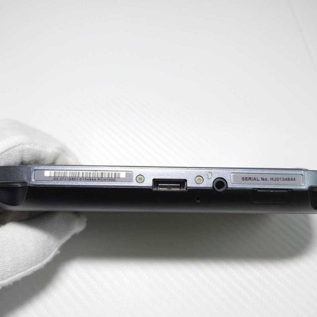 Sony PS Vita PCH-1000 Crystal Black OLED Wi-Fi Boxed Complete Near Mint 7069