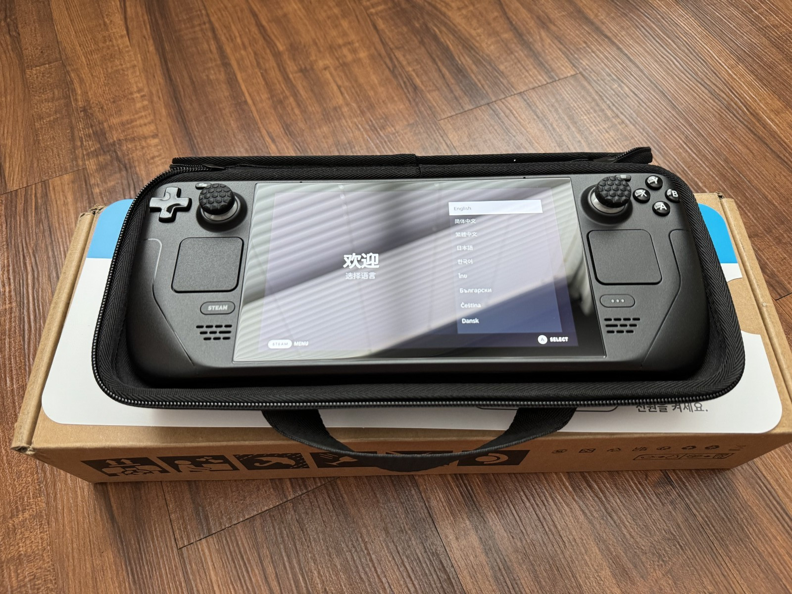 Valve Steam Deck LCD 256GB Handheld Console Black w/ Carrying Case