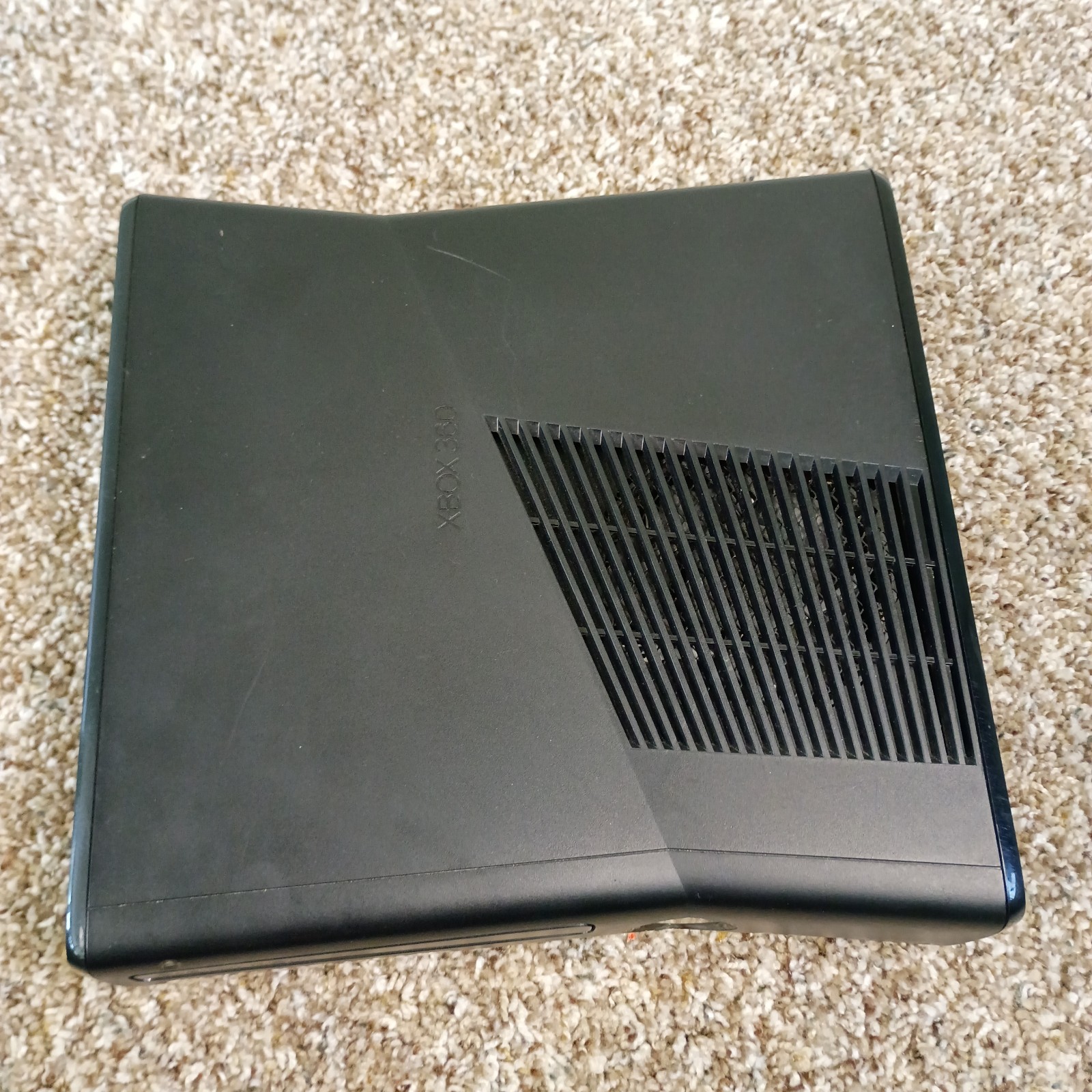 Microsoft Xbox 360 S 60GB Matte Black 1 Camouflage OEM Controller Plus 13 Games