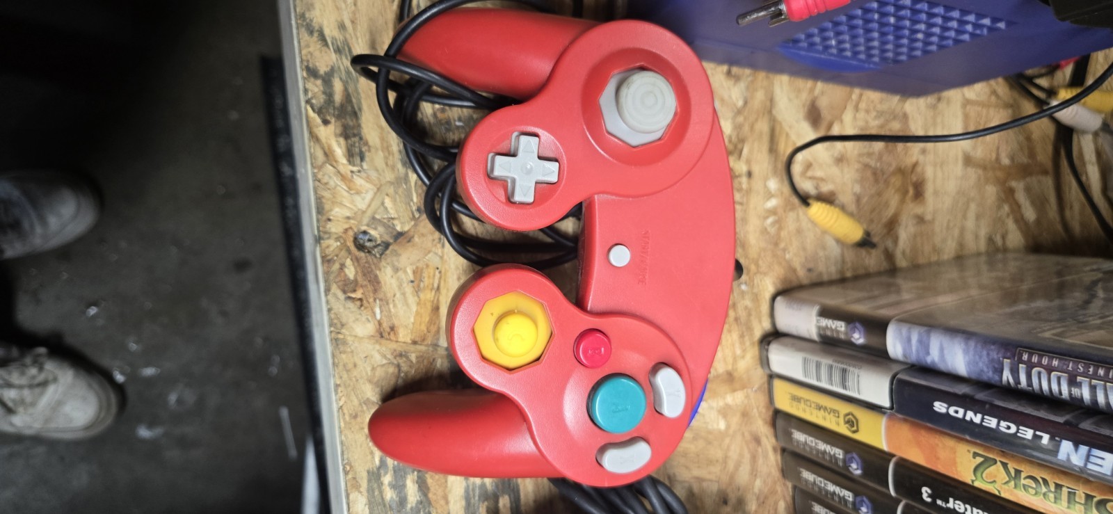 Nintendo GameCube Gaming System Bundle – Indigo 22 Games With Extras