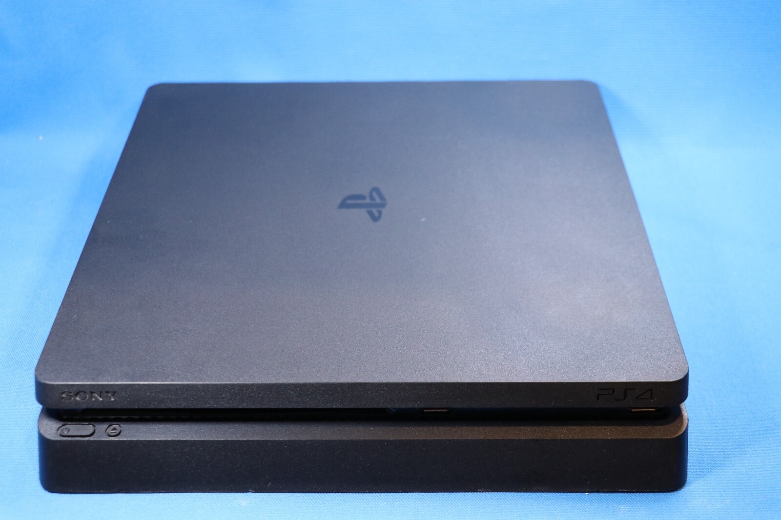 Sony PlayStation 4 SLIM Black 500GB Video Game System Bundle PS4 New Controller