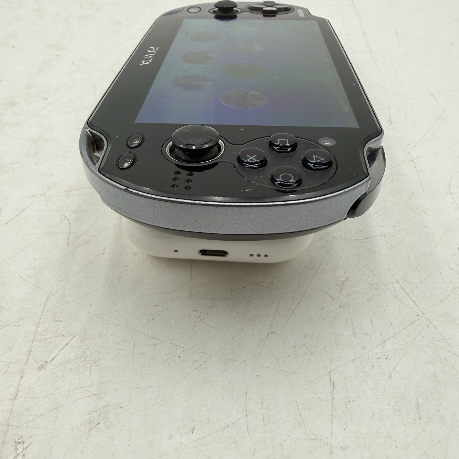 Sony PlayStation PS Vita PCH-1001 Black Handheld Console. With 2 Game Downloaded