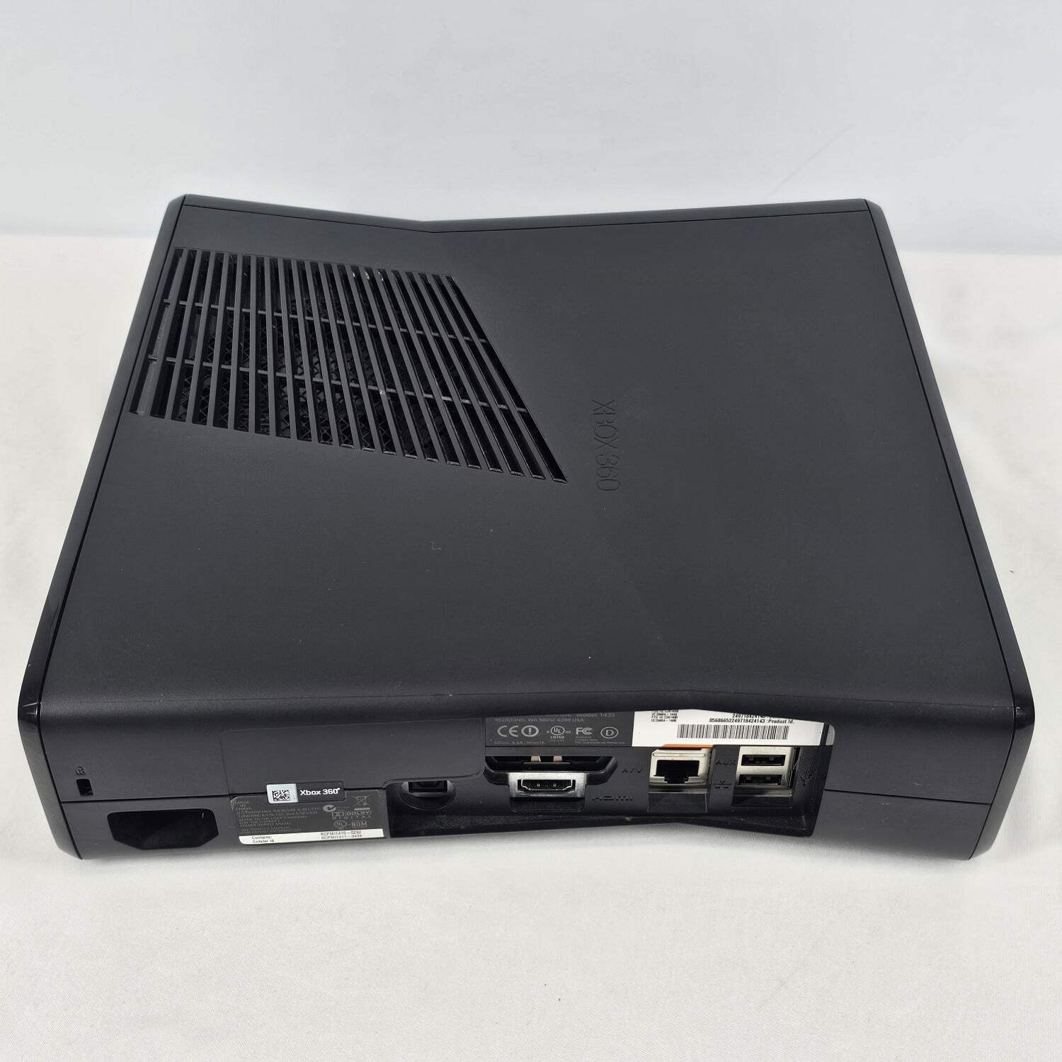 Microsoft Xbox 360 S Console Gaming System Only Matte Black 1439 No Hard Drive