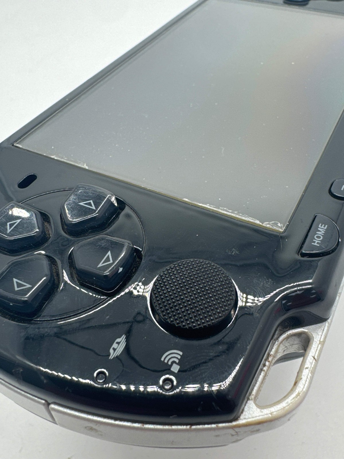 PlayStation Portable PSP-2000 Piano Black Console #670 w/ OEM 1200mAh Battery