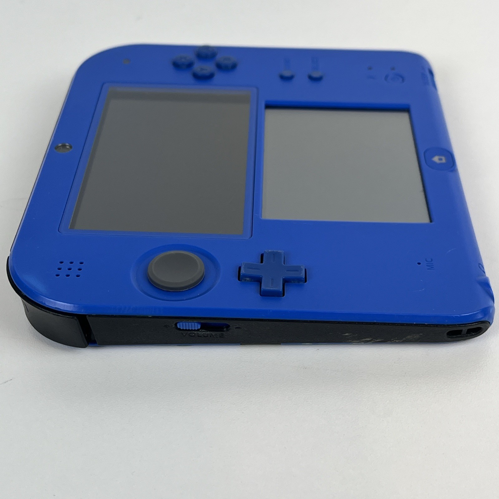 Nintendo 2DS (DS, 3DS, FTR-001, Electric Blue, No Charger Included) + 3 Games