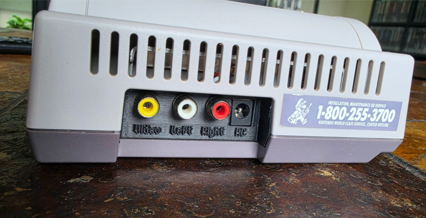 Nintendo NES Top Loader Console with A/V Mod & Recap – Super Mario Bros 1 & 3