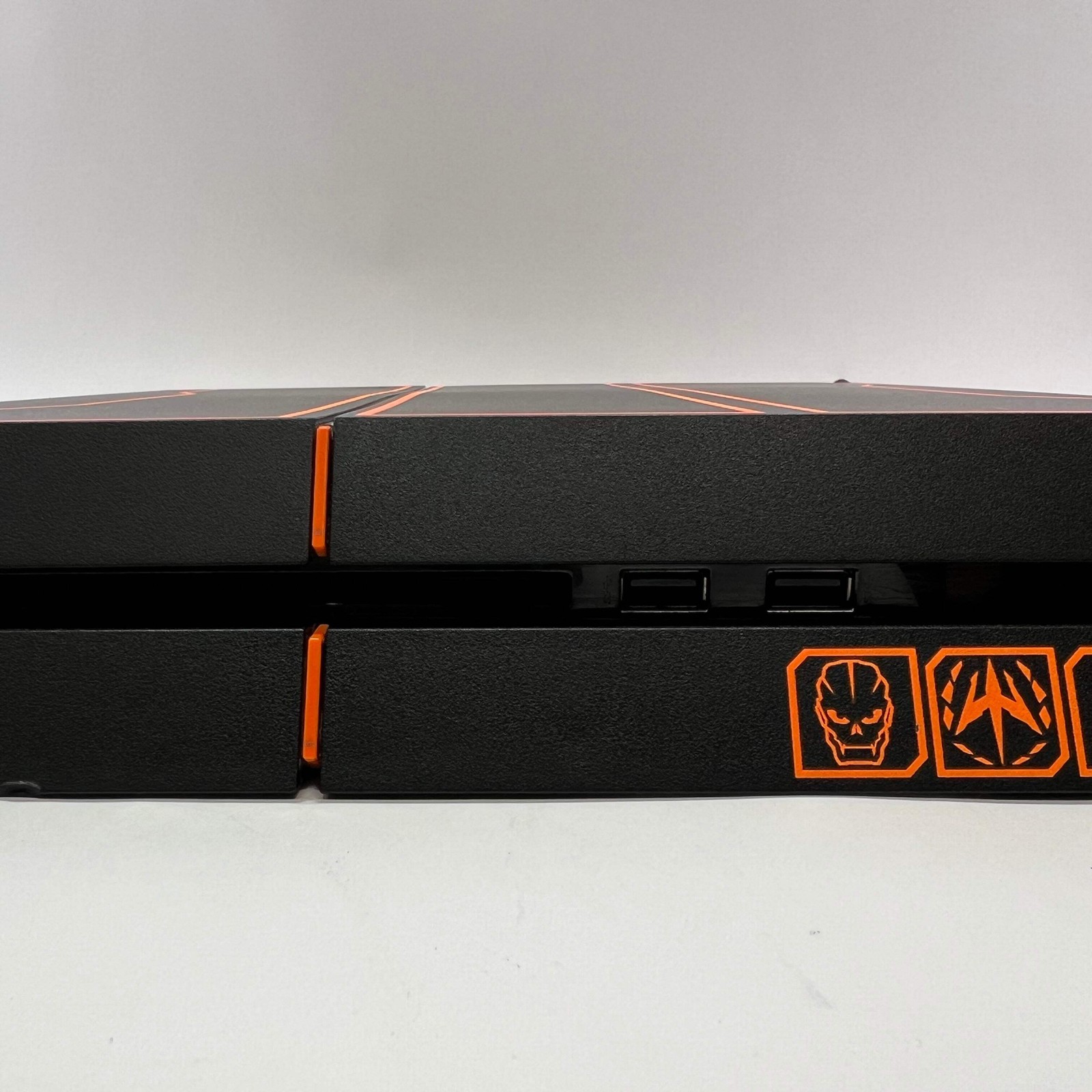 Sony PlayStation 4 PS4 1TB Call of Duty Black Ops 3 Edition Console