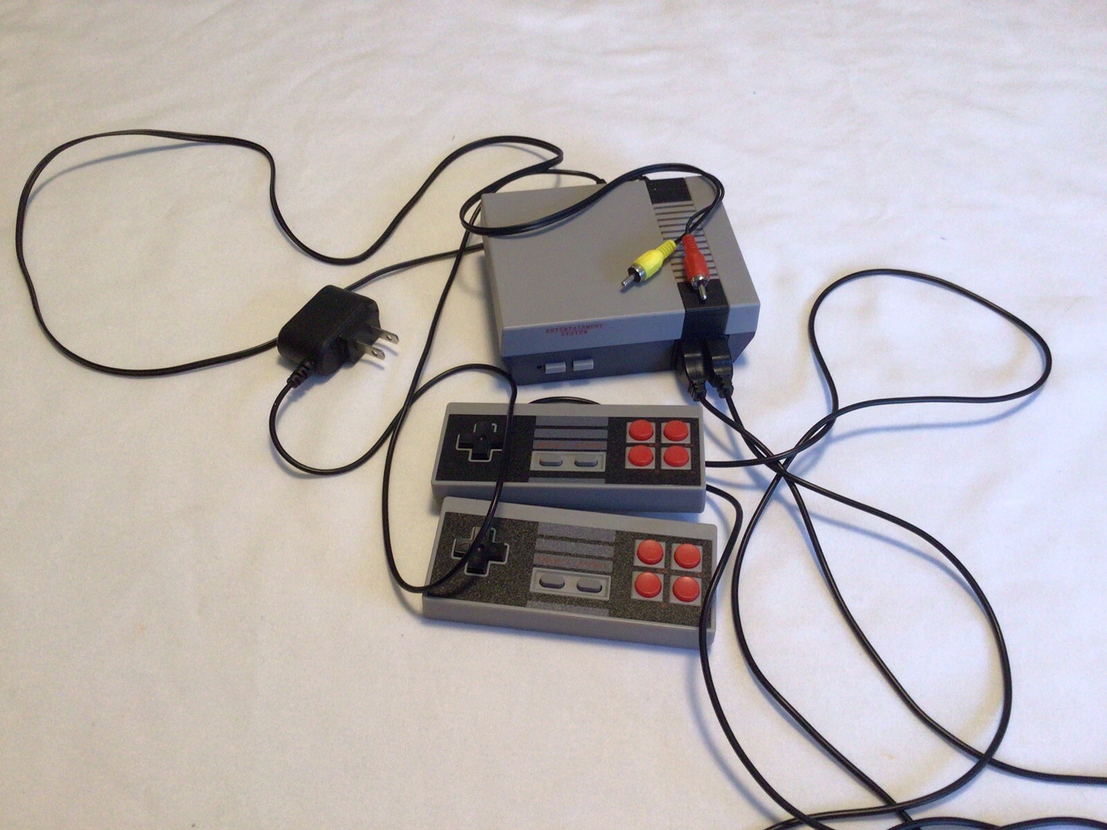 Nintendo Entertainment System 512MB NES Classic Edition Console – White/Gray