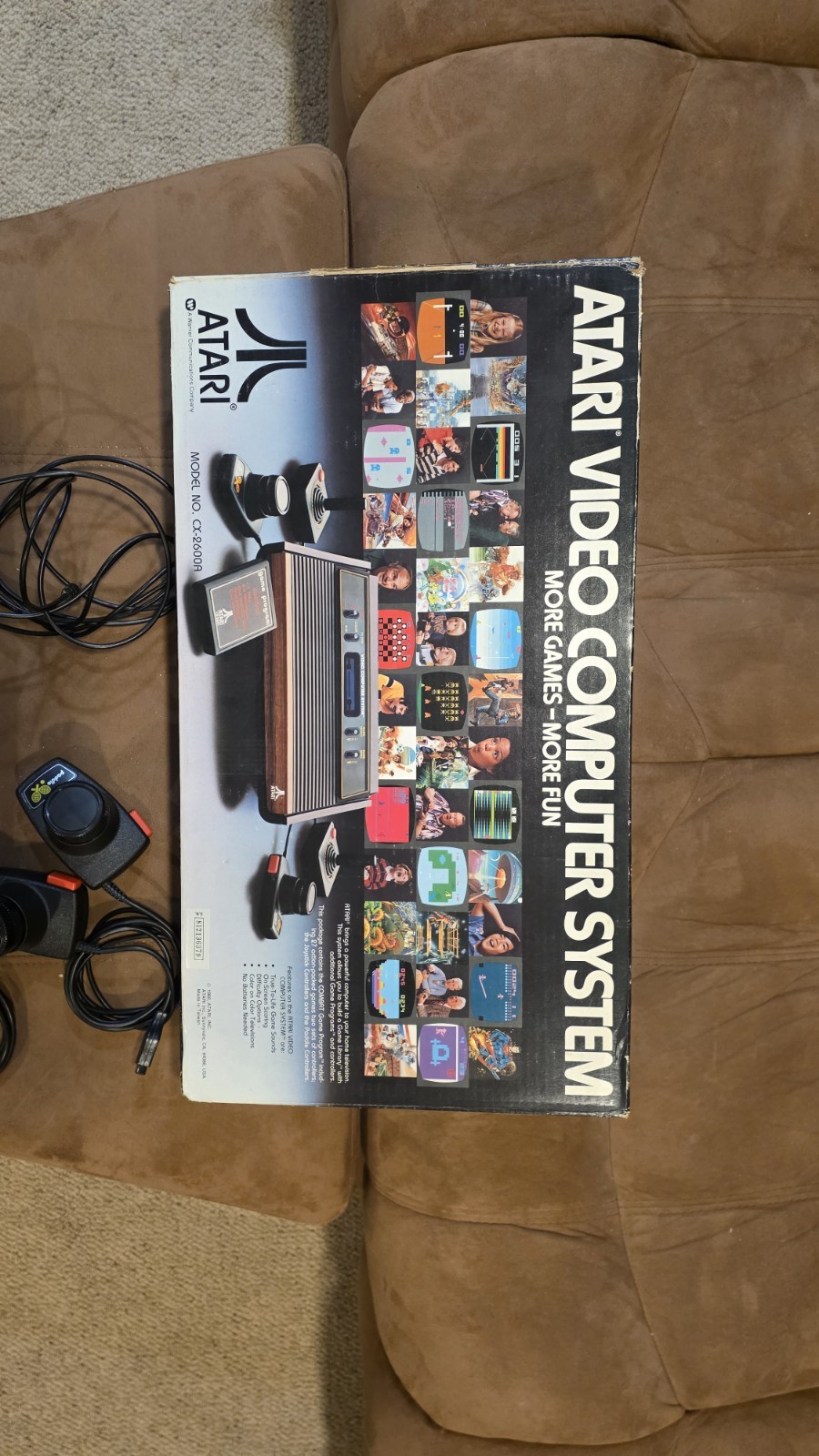 Atari 2600 Console Original 4 switch Console In Box Joystick game WORKING lot