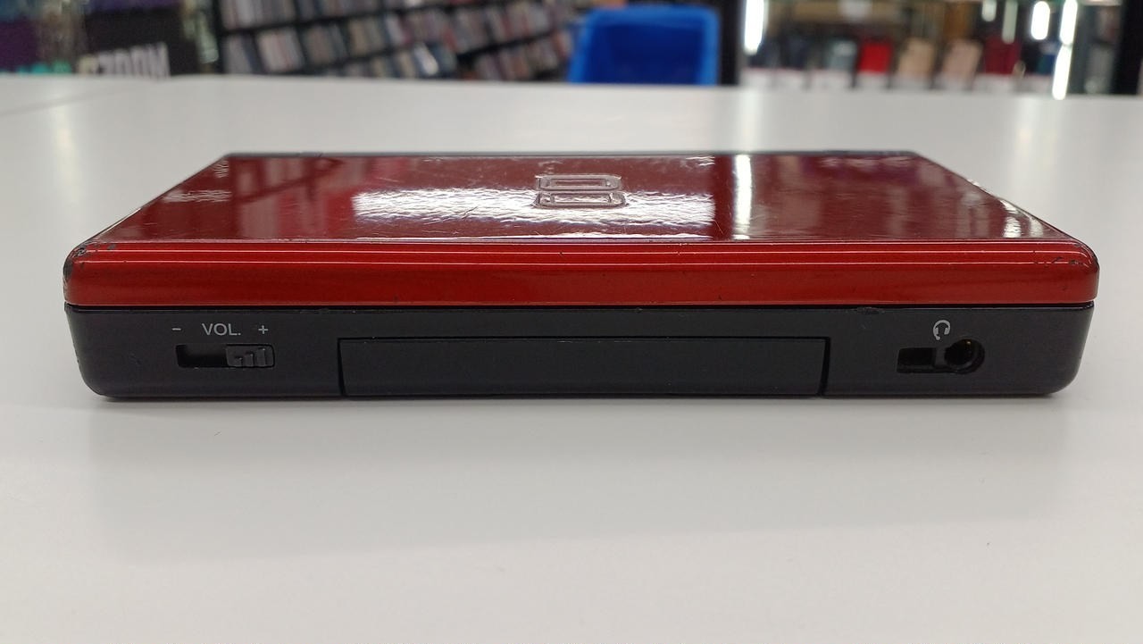 Nintendo DS Lite USG-001 Console From Japan A1787