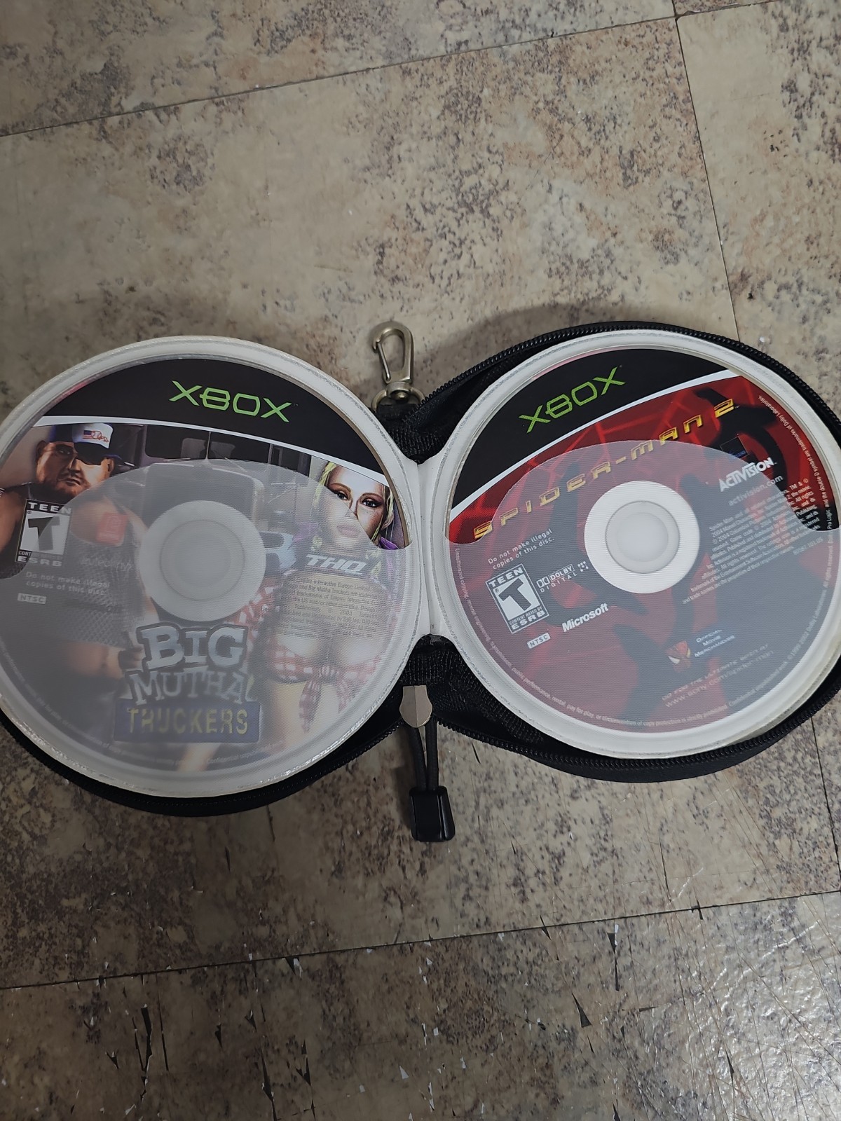25 Original Xbox Games With Original Carrying Case