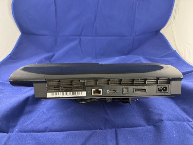 Sony PlayStation 3 250GB Console – Move Motion, 2 controllers and 22 Games