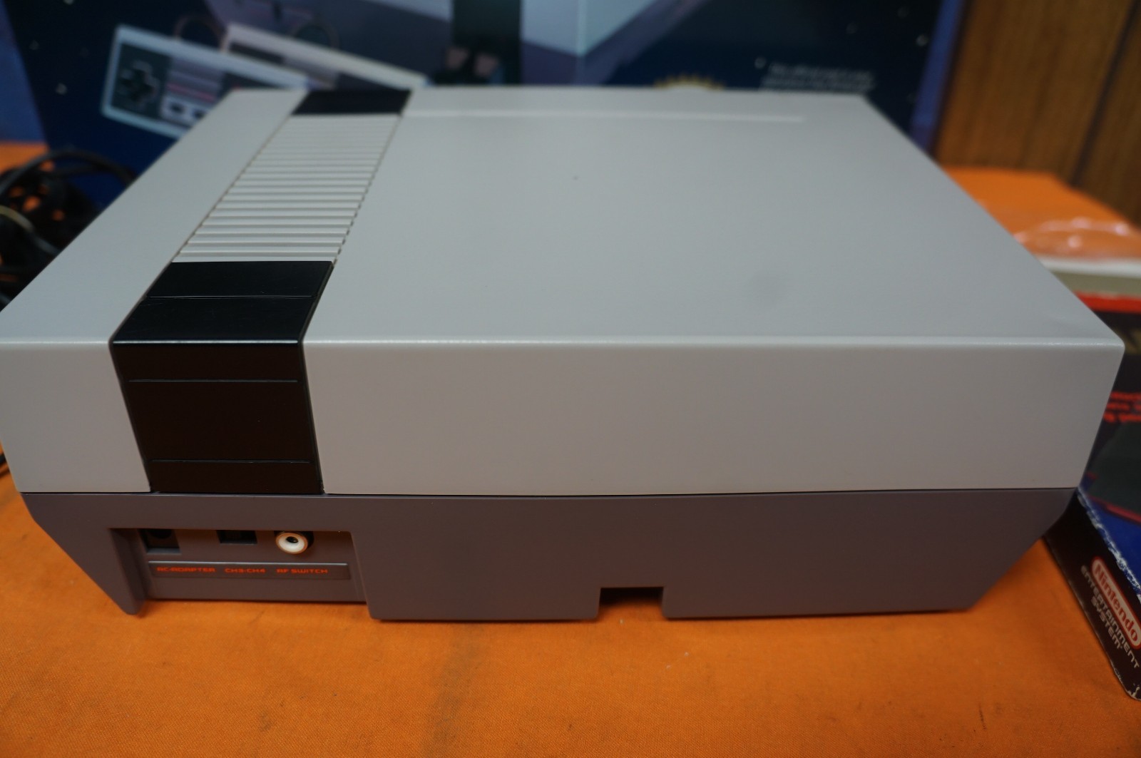 Nintendo NES Action Set Home Console – White/Gray Gaming Console W/Box