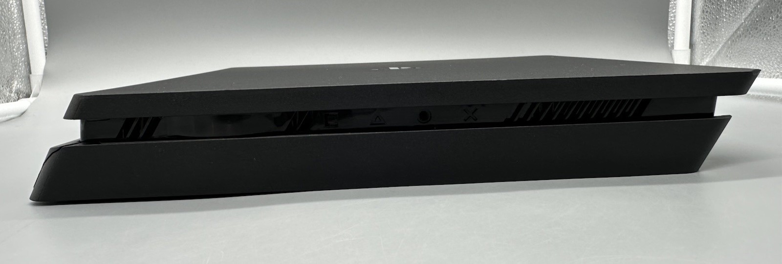 Sony PlayStation 4 Slim 1TB Black PS4 CUH-2215B with Controller Tested
