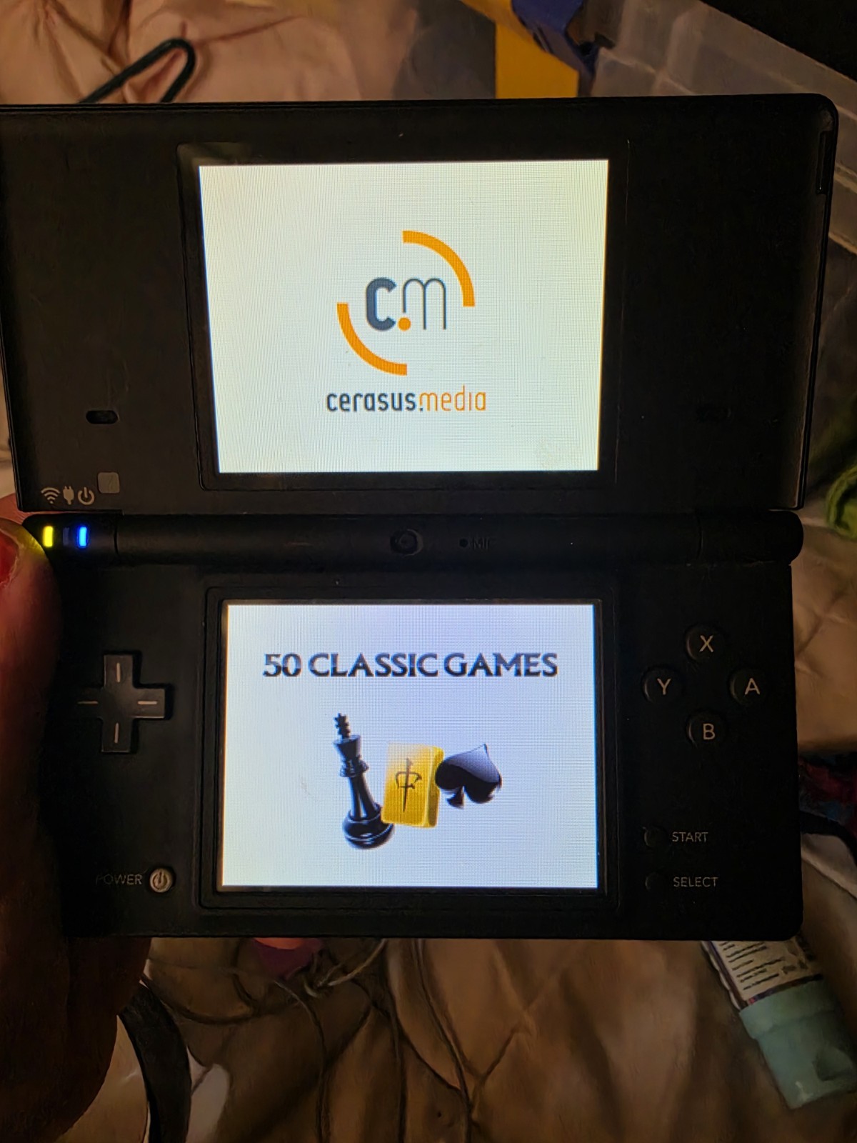 Nintendo DSi Matte Black Handheld Game Console w/ Charger DS Camera