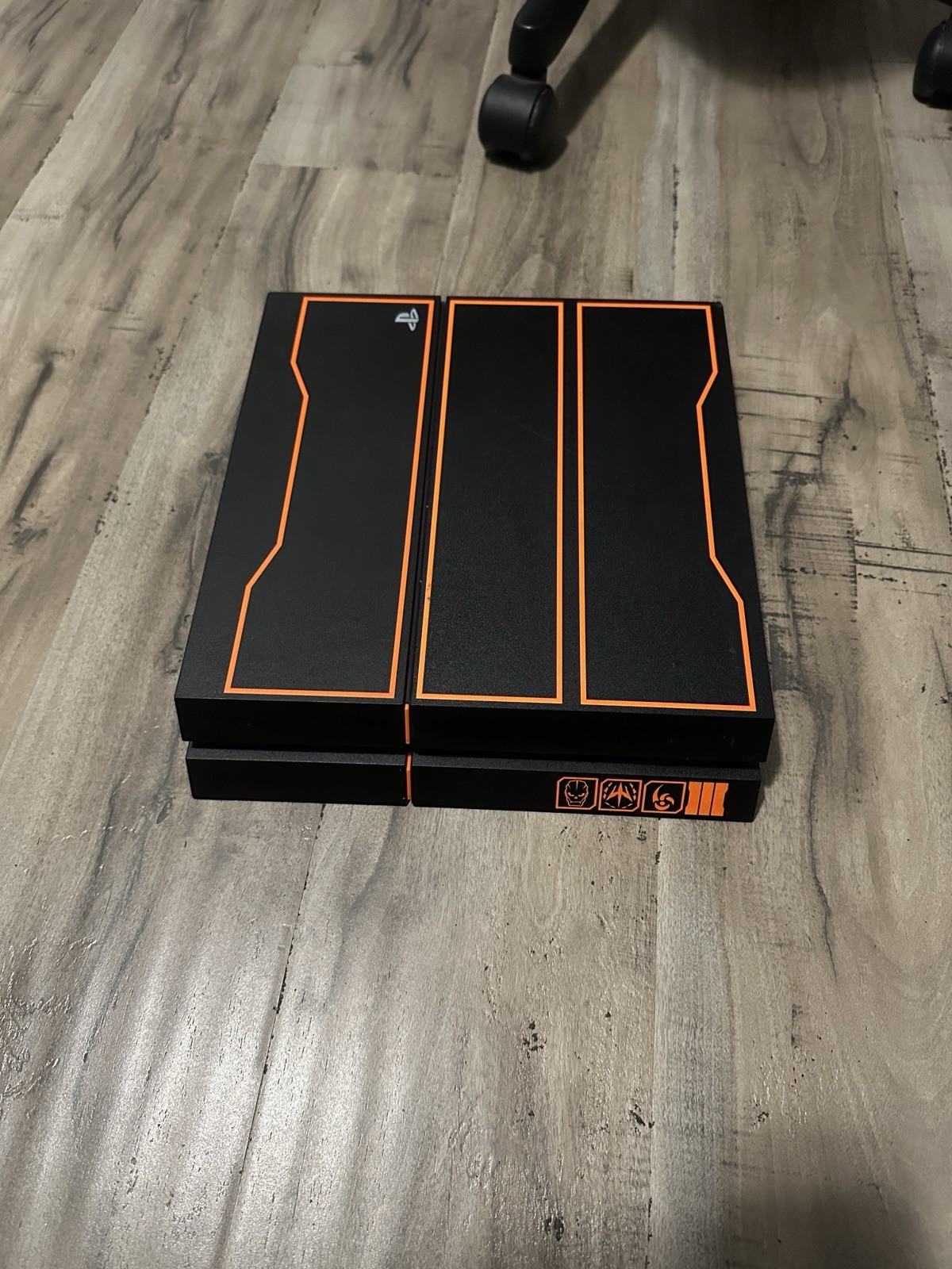 Sony PlayStation 4 Black Ops III 1TB Gaming Console Bundle CUH-1215B