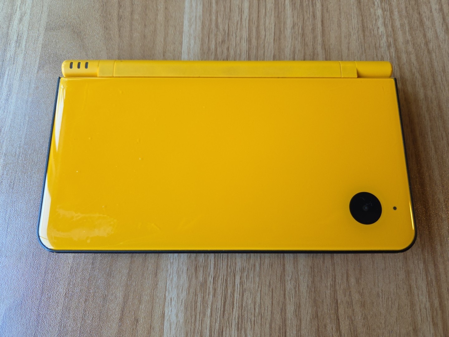 Nintendo DSi LL XL Yellow Console Japan W/charger US SELLER