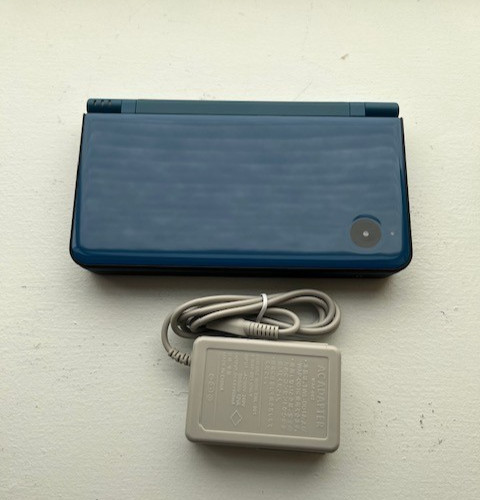 Nintendo DSi XL Console – Midnight Blue – Custom New Shell – With Charger