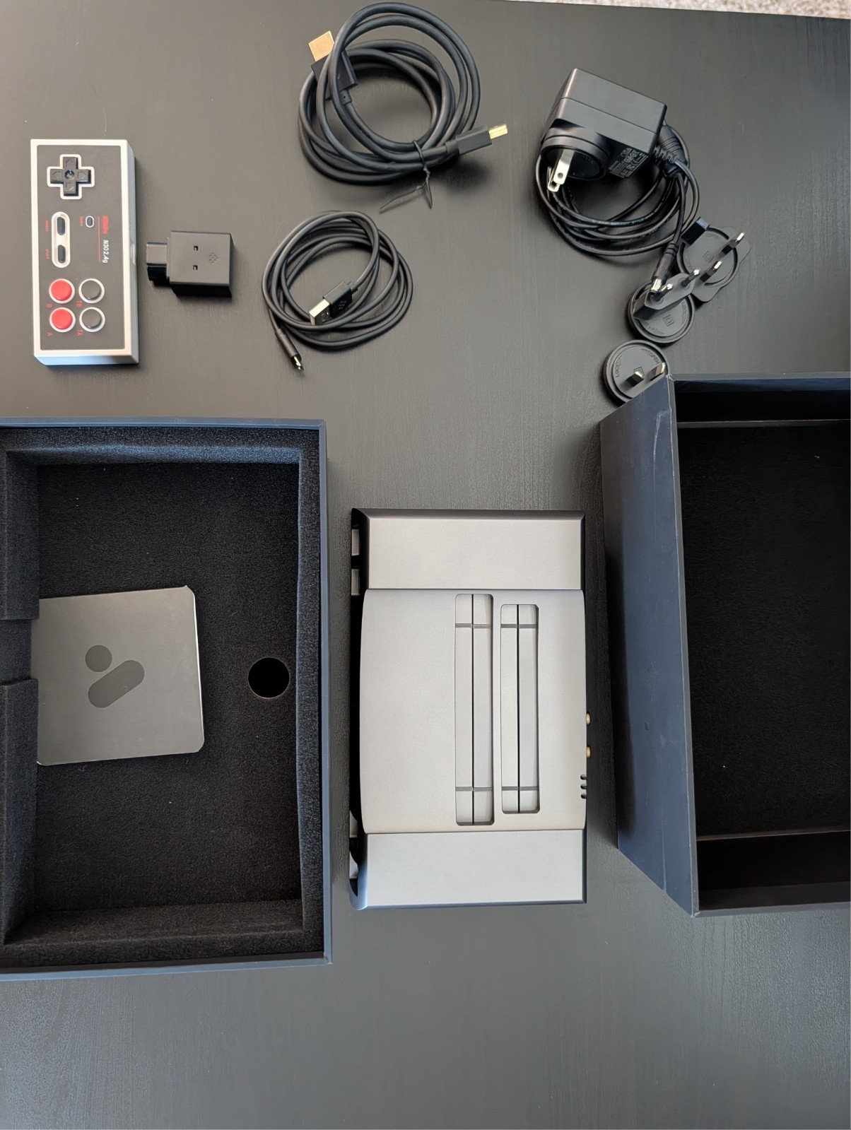 Analogue Nt mini Noir Edition FPGA NES Console Complete in Box