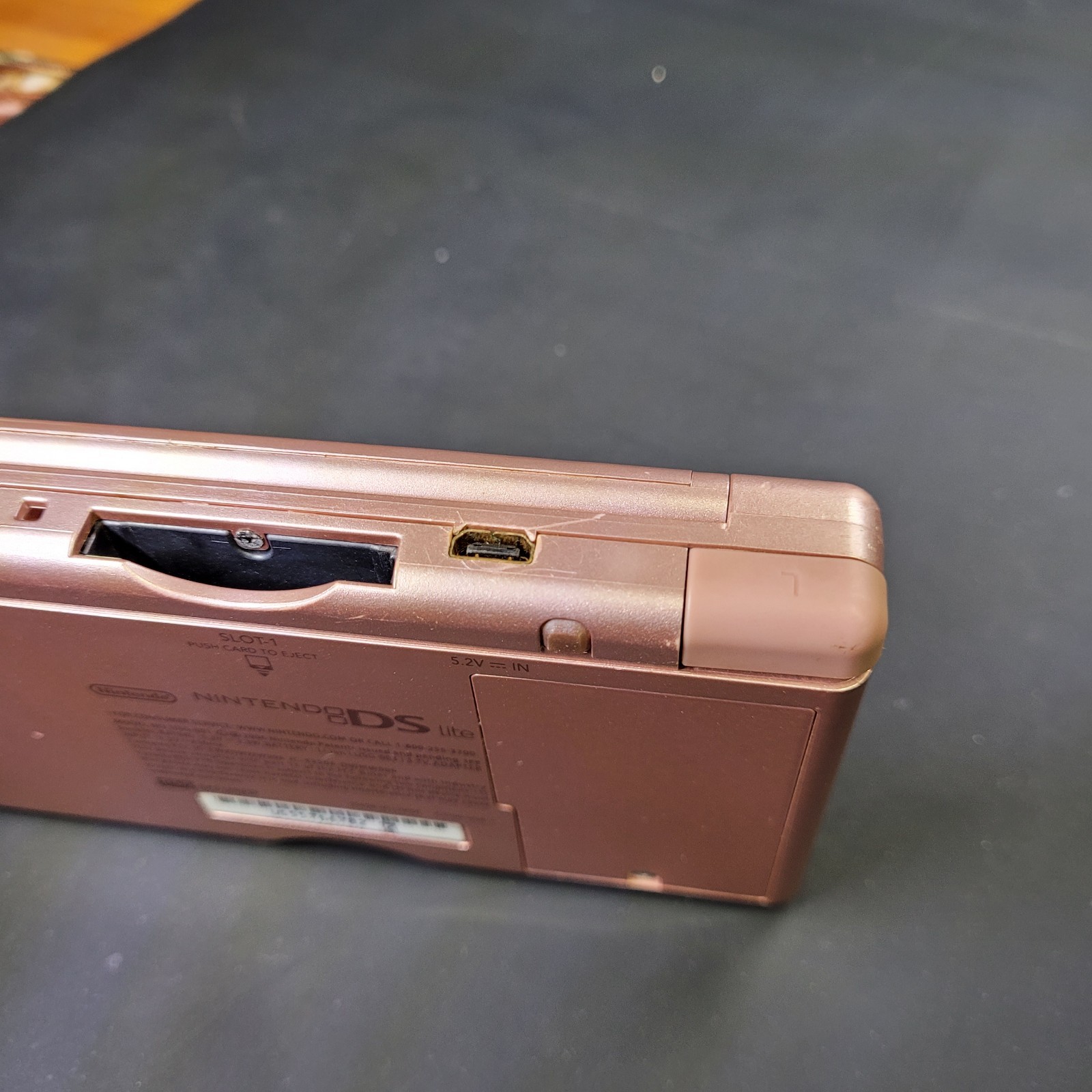Nintendo DS Lite – Metallic Rose Gold / Pink – Handheld Console – USG-001