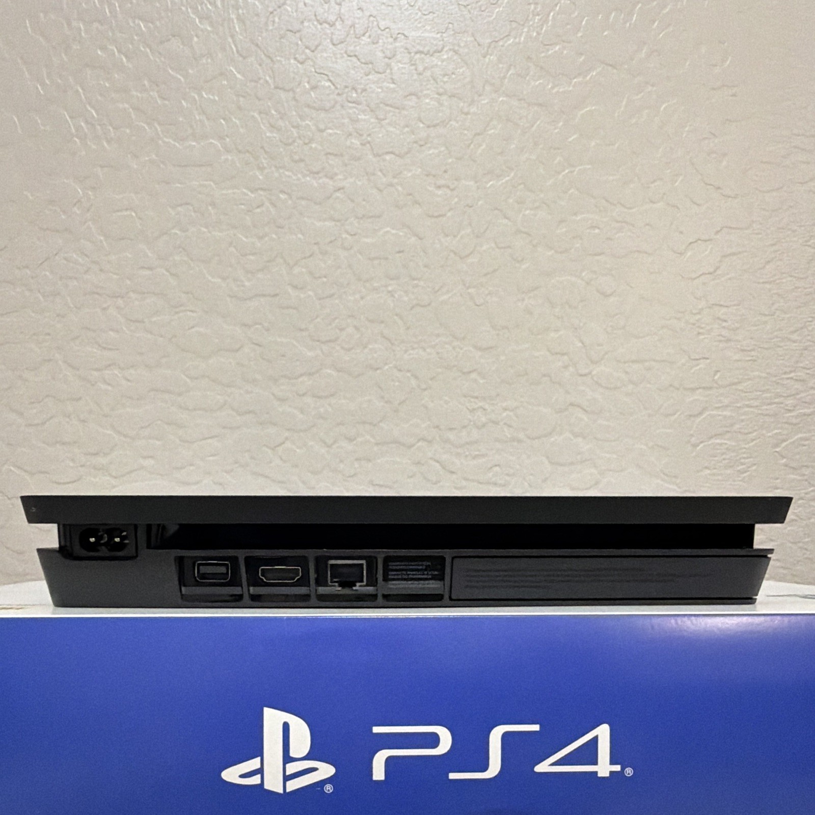 Sony PlayStation 4 pro Slim 1TB Jet Black Console HDR Wi-Fi HDMI USB-A Ethernet