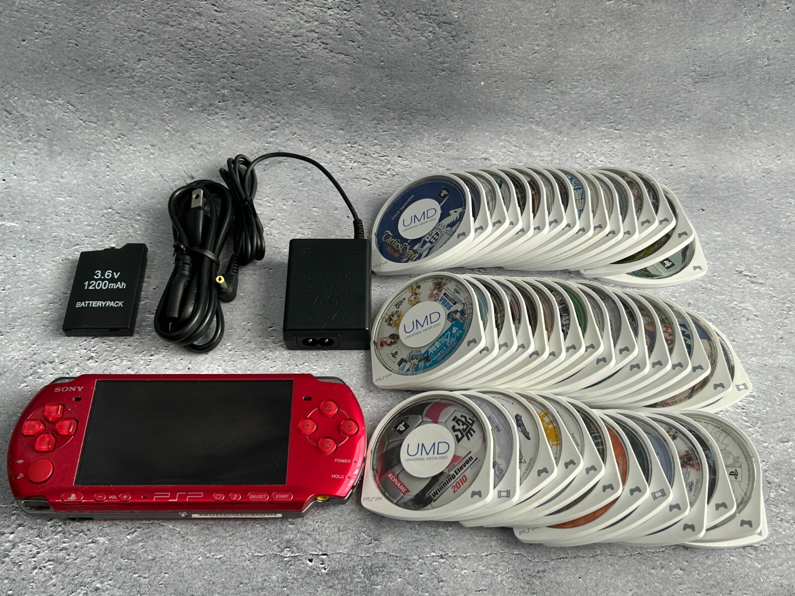 Sony PSP-3000 Console / battery＋charger＋memory stick random 3 games from US