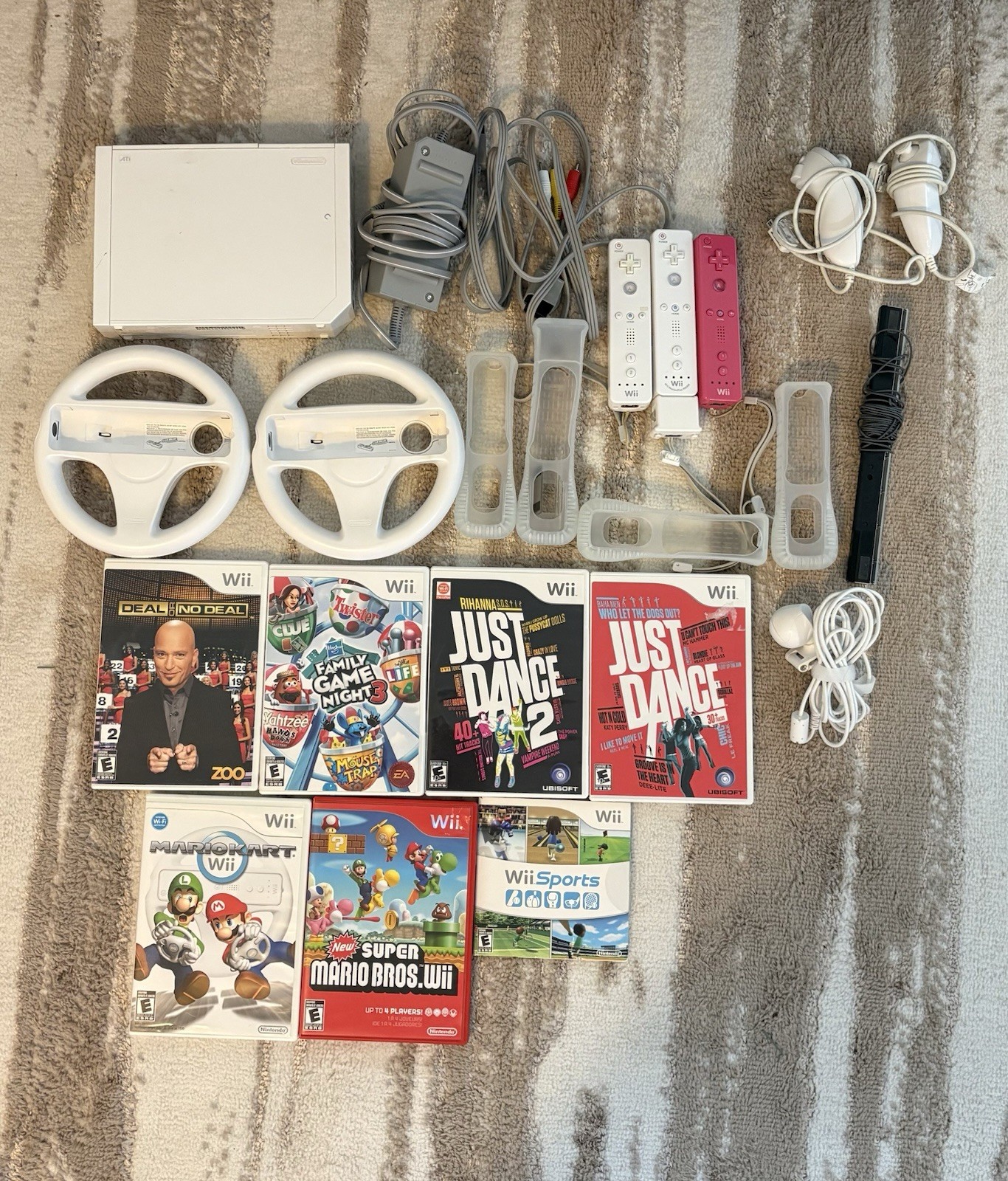 Nintendo Wii Console Bundle Complete + Extra Accessories + 7 Wii Games