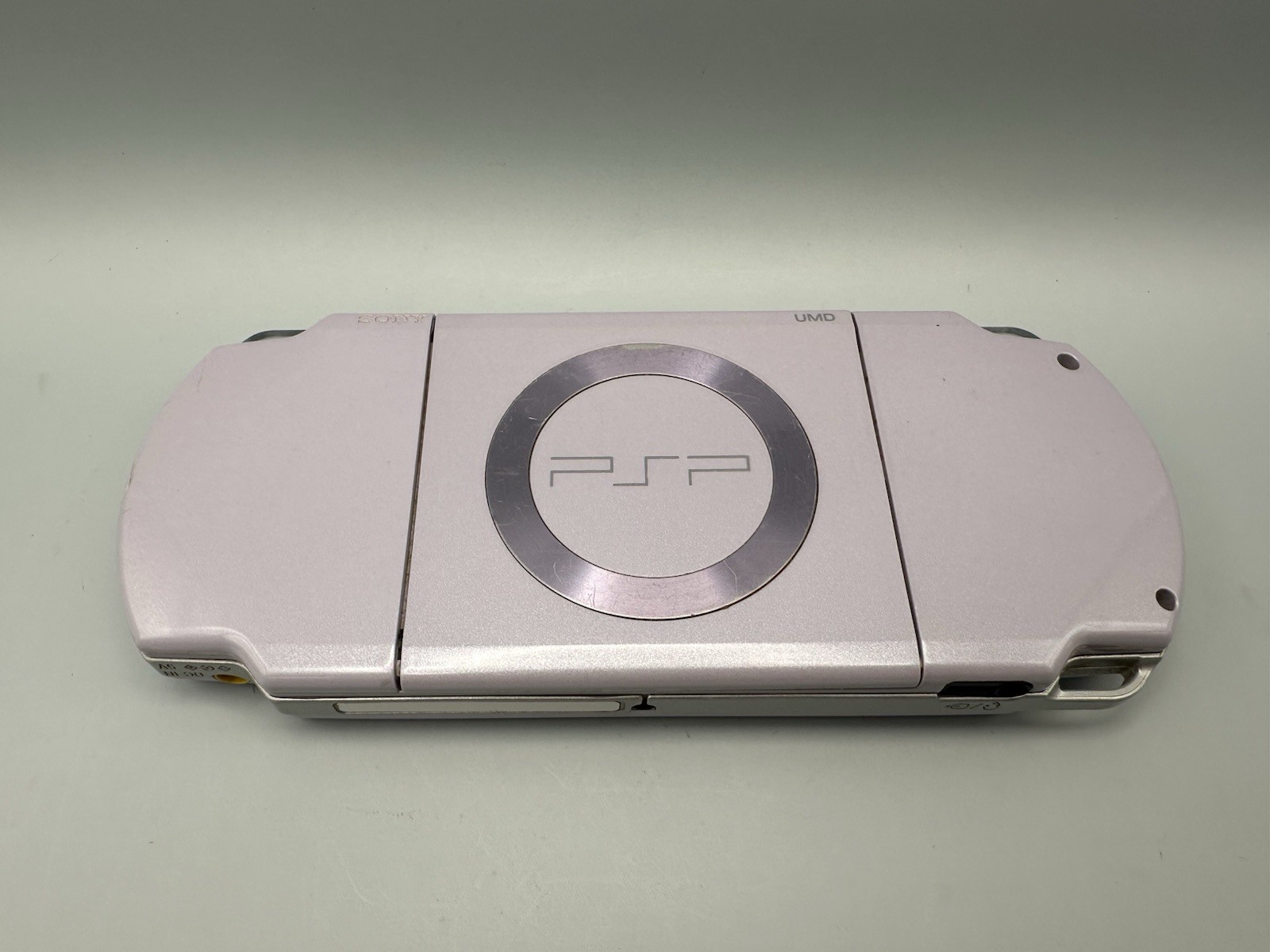 Sony PSP 2000 Console Lavender Purple – New Battery + 4GB Memory Card + Charger