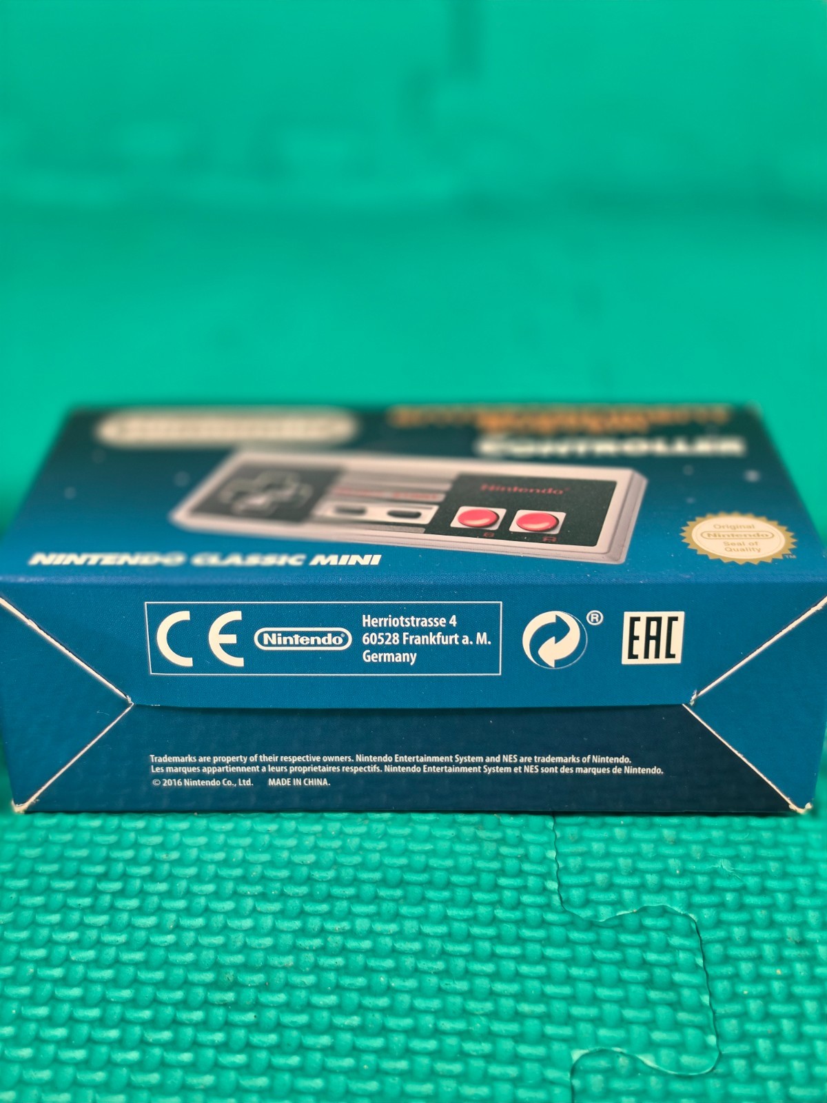 Nintendo Classic Mini: Nintendo Entertainment System (NES) Controller