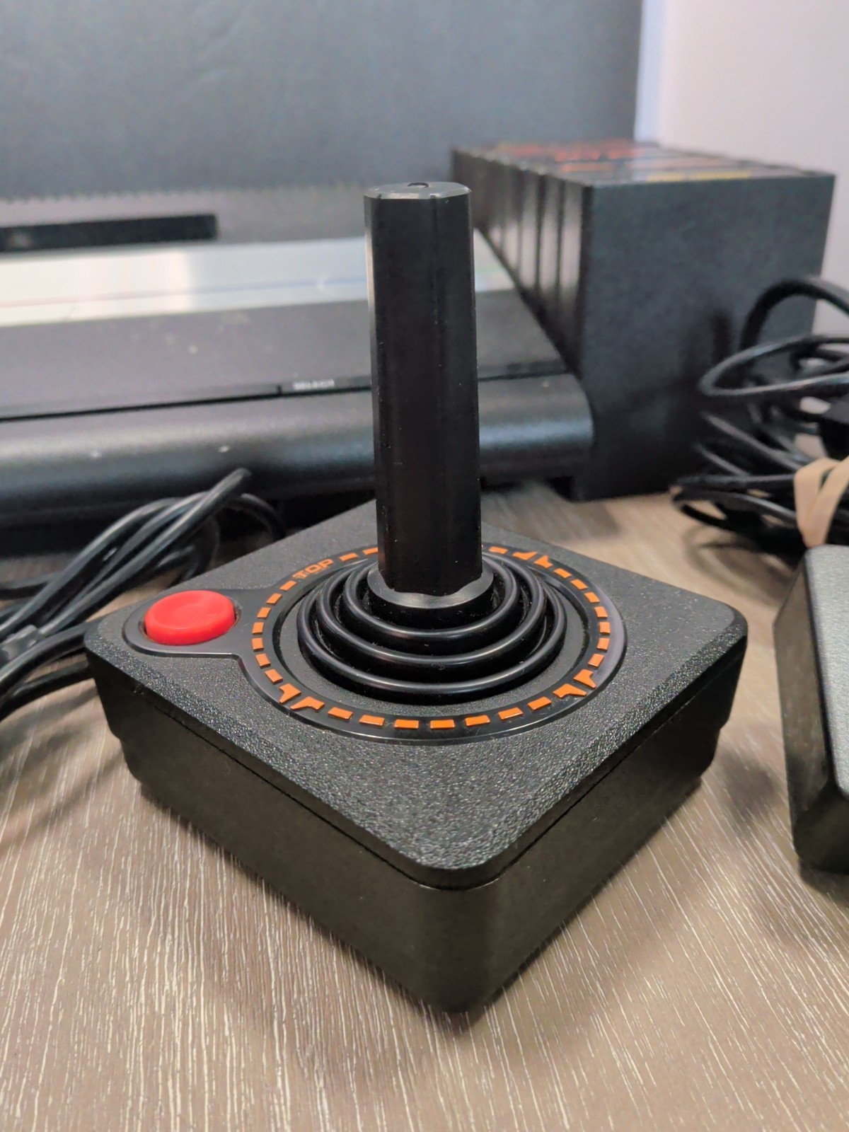 Atari 7800 ProSystem Console • (2) 2600 Controllers + Games • Tested + Working!