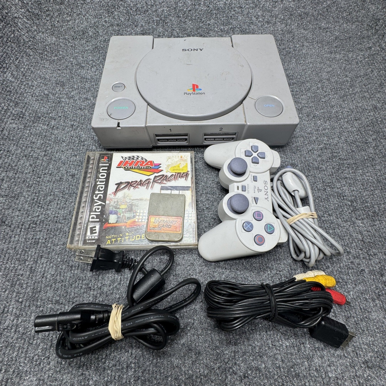 Sony PlayStation 1 Bundle SCPH-7501 Console Bundle Gray 1 Controller 2 Games