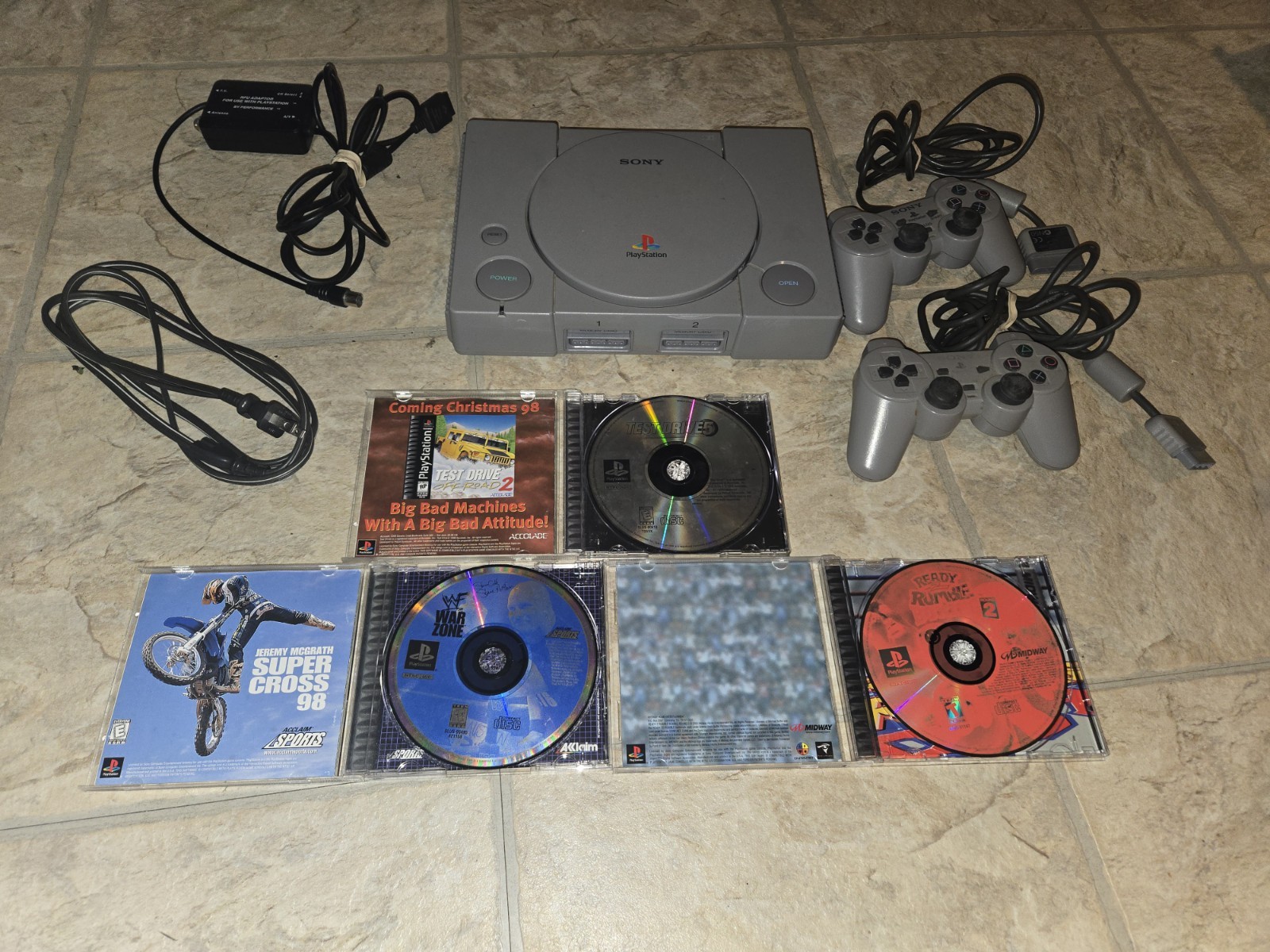 Sony PlayStation 1 PS1 SCPH-7501 Bundle – Console, 2 Controllers, Cables, games.