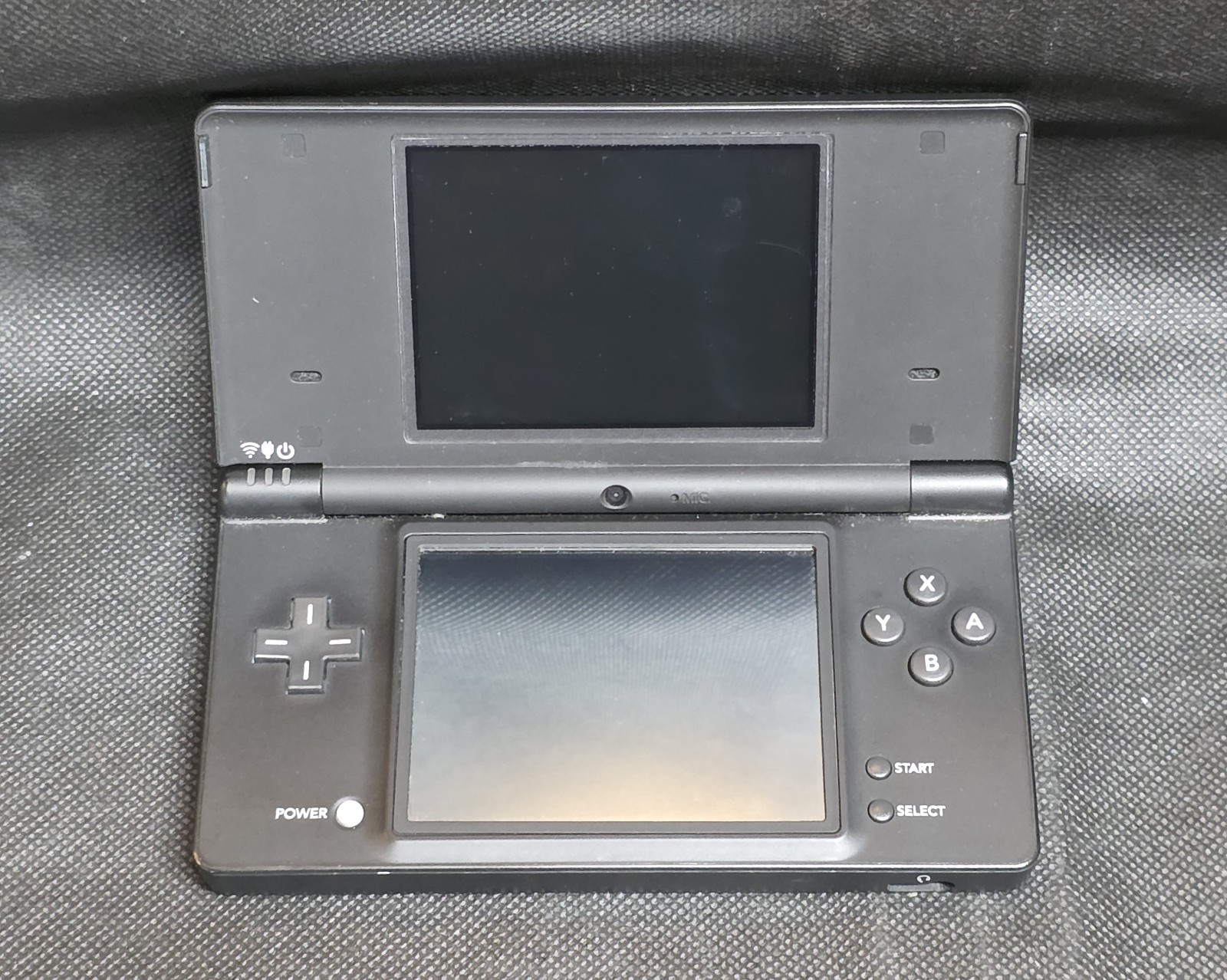 Nintendo DSi Matte Black Japan CIB